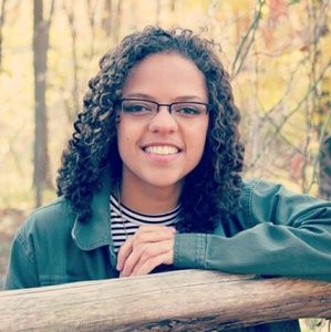 Meet your Posher, Stephanie